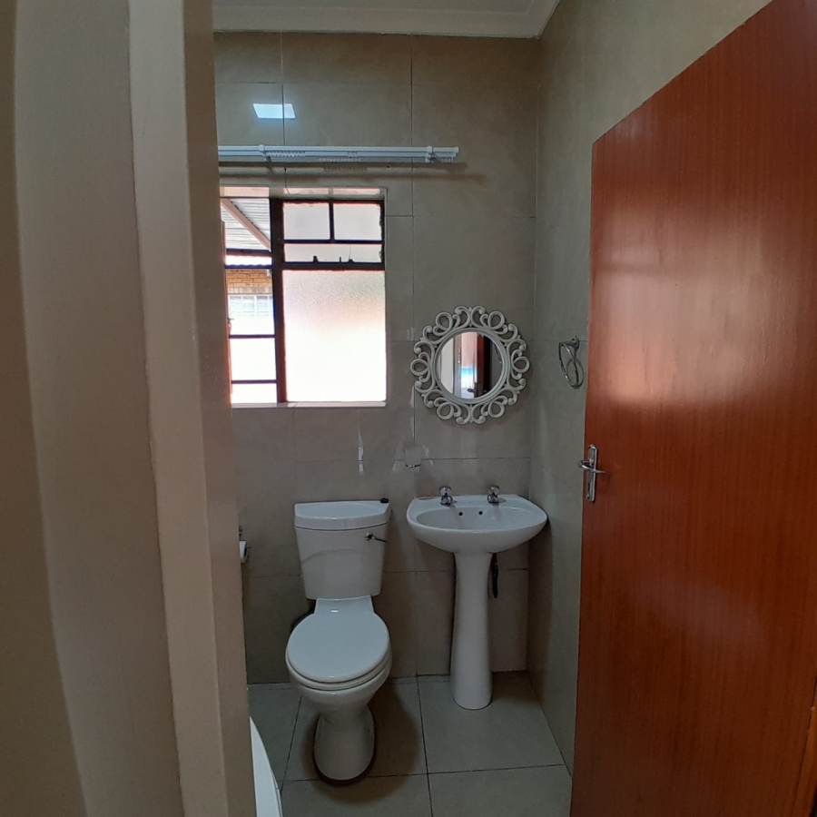 3 Bedroom Property for Sale in Oos Einde North West